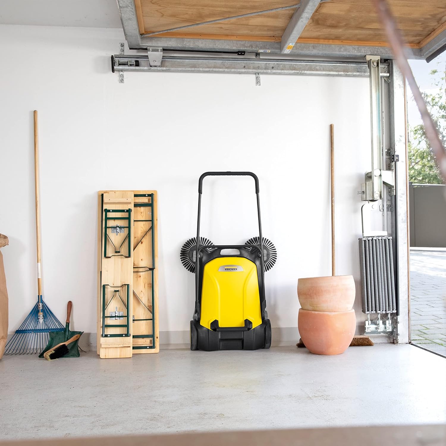 karaca-alisveris - S 4 balai mécanique, 68cm, capacité 20L, noir/jaune - 1.766-360.0