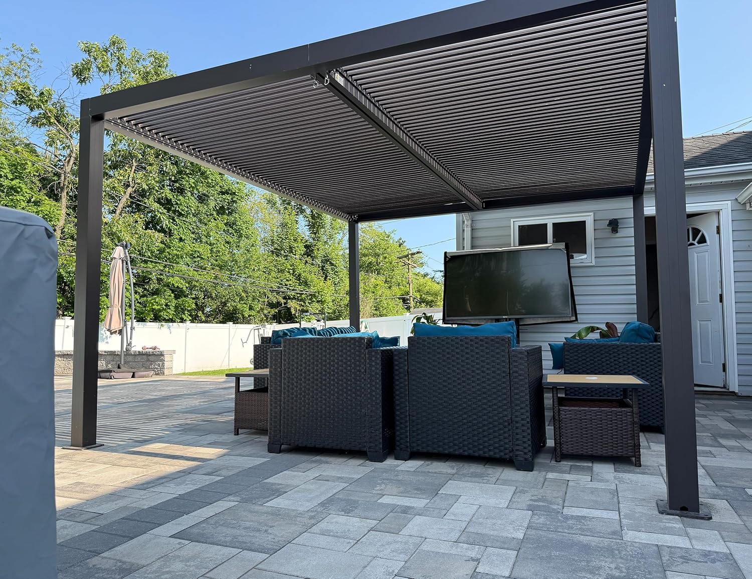 karaca-alisveris - Pergola aluminium bioclimatique 4,8x3m, lames orientables, persiennes fixes, gris