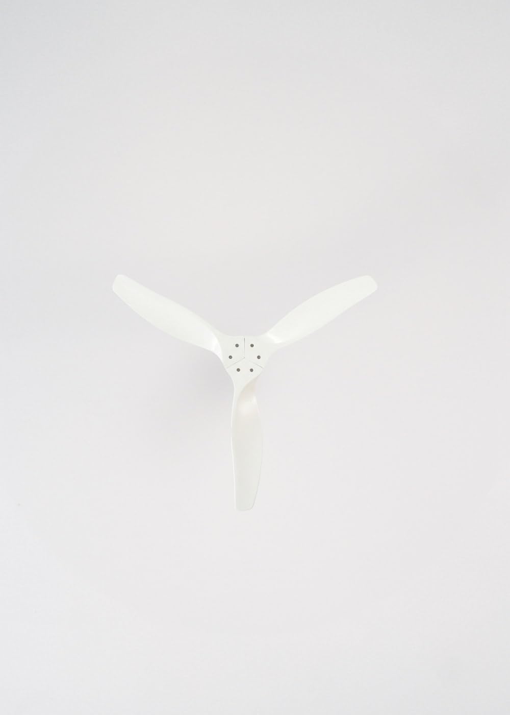 CREATE WINDCALM S Ventilateur de plafond ABS blanc avec télécommande, 40 W, silencieux, Ø112 cm, 6 vitesses, minuteur, fonction été/hiver