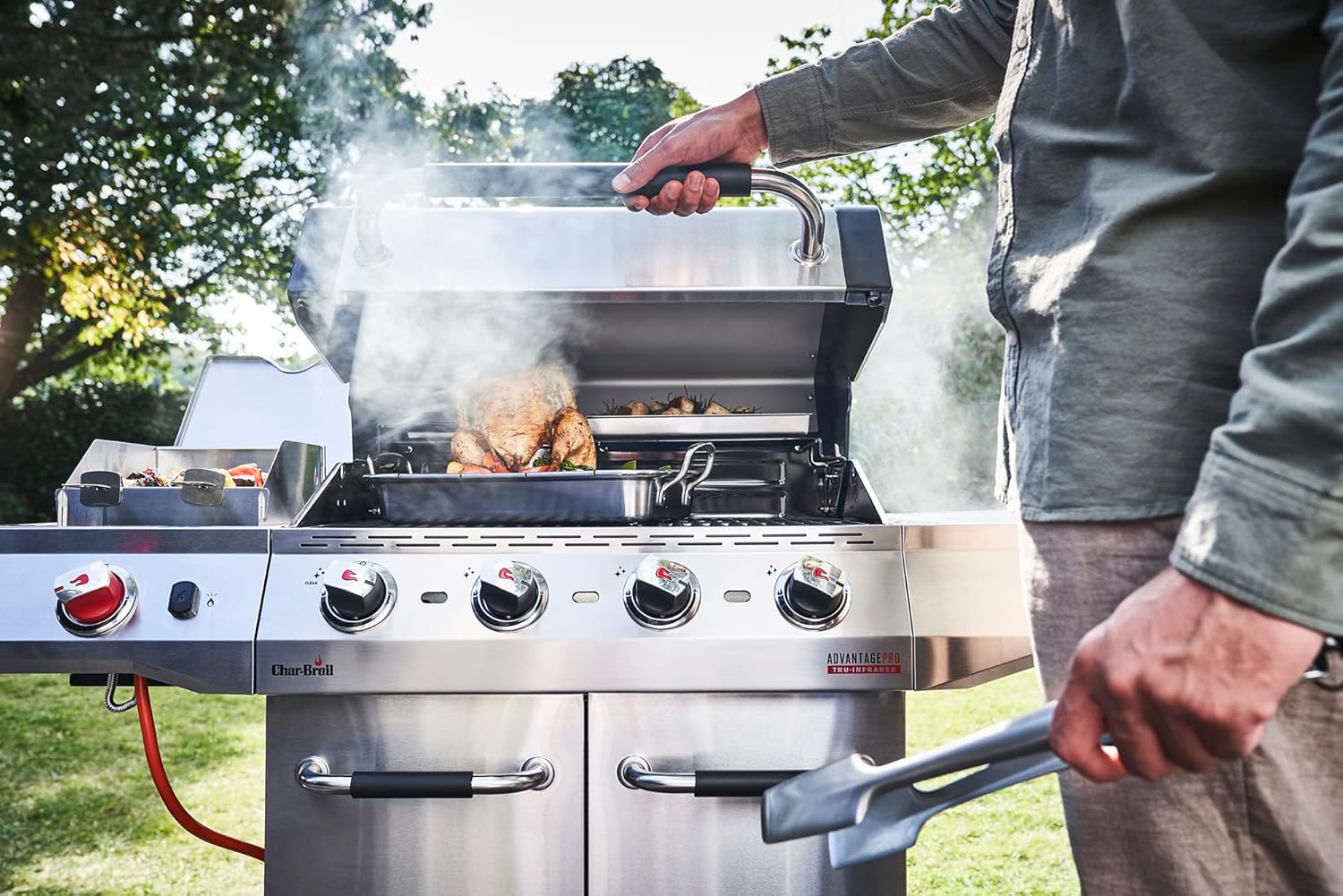 Char-Broil - Advantage PRO S 4 - 4 brûleurs, 900°C, TRU-Infrared, inox