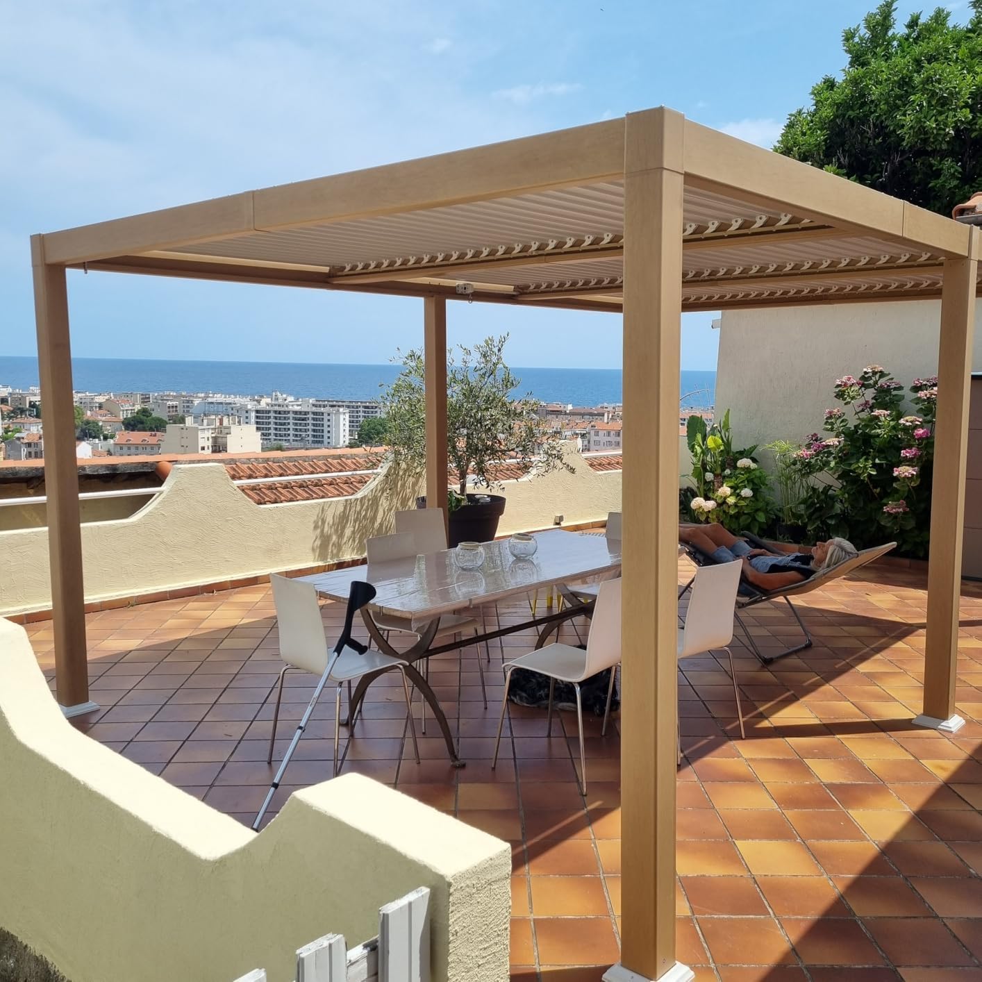 karaca-alisveris - Pergola Bioclimatique bois effet alu - 3,5x6,35m - lames orientables, imperméable, extérieur