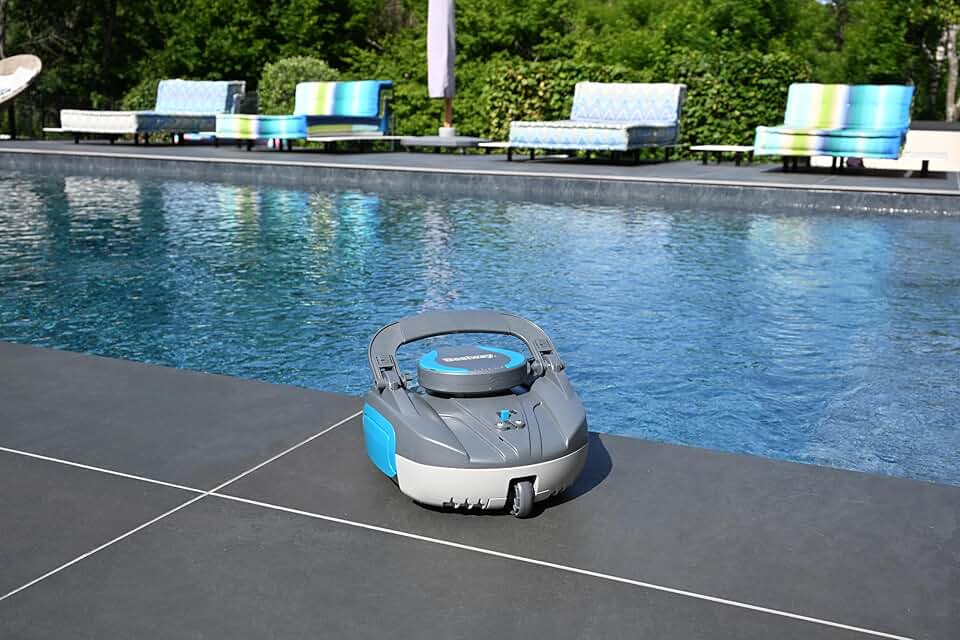 karaca-alisveris - Cristal - 10 m² max - robot piscine rechargeable, fond plat