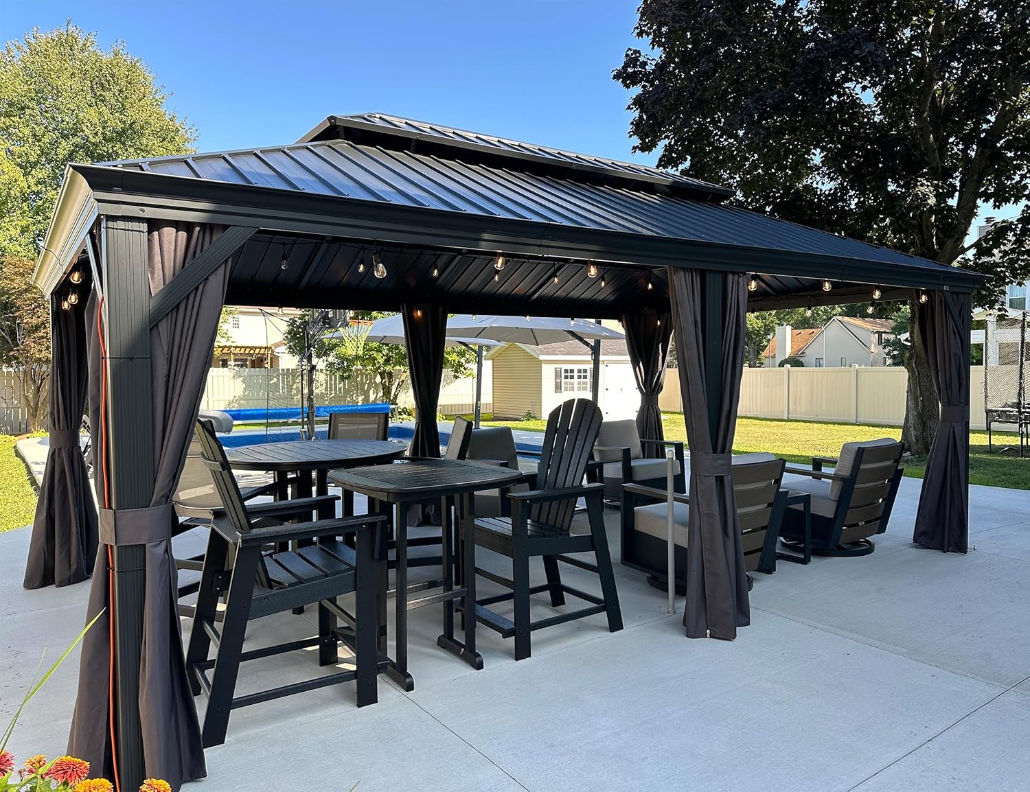 karaca-alisveris - tonnelle aluminium - 6x3,65m - LED, rideaux, gouttière, gris