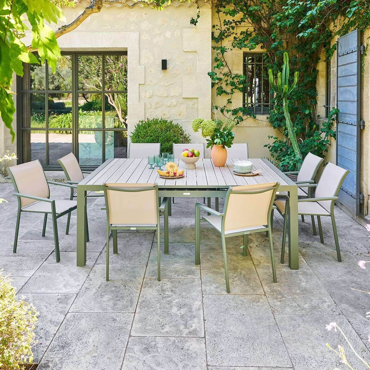 karaca-alisveris - Evasion - table extensible 10 places - alu et effet bois
