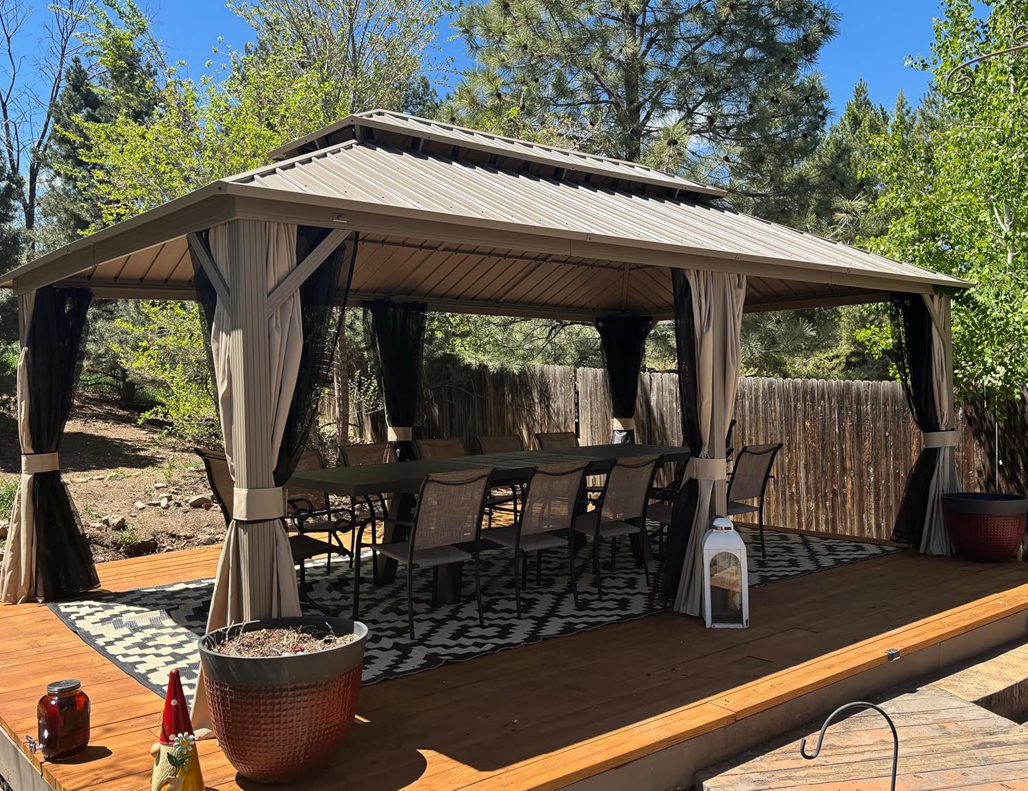 karaca-alisveris - Pergola série Champagne - 6 x 3,65 m - aluminium, toit acier, moustiquaire et rideaux